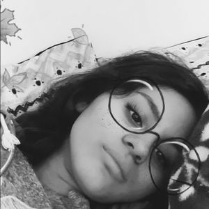 Meet your Posher, Angi